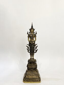 พระพุทธรูปปางถวายเนตร ทรงเครื่องจักพรรดิ์ หน้าตัก 5 นิ้ว