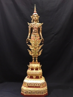 พระพุทธรูป ปางเปิดโลก ทรงเครื่องจักรพรรดิ์ หน้าตัก 9 นิ้ว