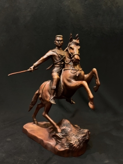 พระนเรศวรมหาราช ปราบไพรี หน้าตัก 9 นิ้ว (ทรงดาบ)