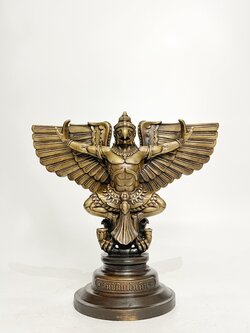 พญาครุฑ สมบัติแผ่นดิน สูง 12 นิ้ว (หมายเลข 254)