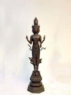 พระตรีมูรติ หน้าตัก 9 นิ้ว