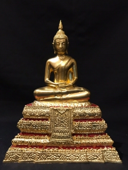 พระประธานยิ้มรับฟ้า หน้าตัก 5 นิ้ว