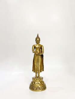 พระพุทธรูป ปางอุ้มบาตร หน้าตัก 5 นิ้ว (วันพุธ)