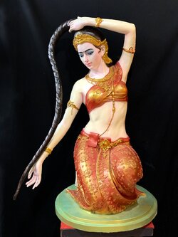 พระแม่ธรณีบีบมวยผม หน้าตัก 30 นิ้ว