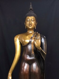 พระพุทธรูป ปางลีลาประทานพร หน้าตัก 20 นิ้ว