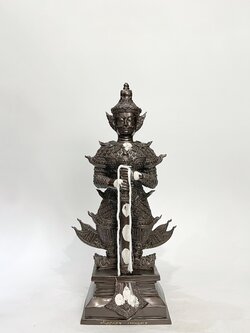 ท้าวเวสสุวรรณ ขนาดสูง 18 นิ้ว (2หน้า)