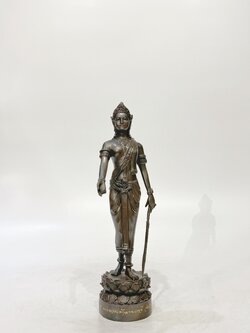 พระนางจามเทวี สูง 11 นิ้ว