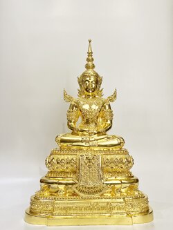 พระแก้วมรกต ทรงเครื่องฤดูร้อน หน้าตัก 9 นิ้ว