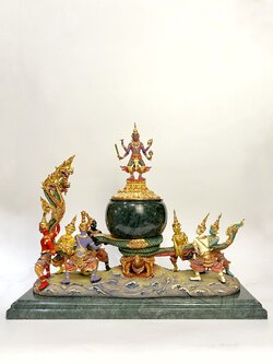 ครอบน้ำอมฤต พระนารายณ์กวนเกษียรสมุทร พร้อมฐานหินอ่อน