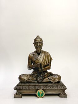 บรมครูหมอ ชีวกโกมารภัจจ์ หน้าตัก 9 นิ้ว