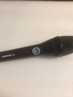 AKG P3S ไมค์สาย