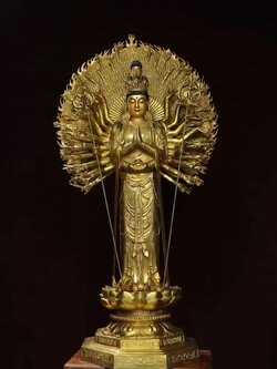 Pre-Order : พระโพธิสัตว์กวนอิม เจ้าแม่กวนอิม ปางพันมือ สูง 88 cm