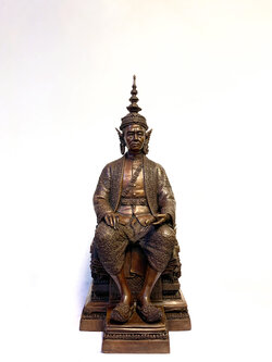 รัชกาลที่ 4 นั่งบัลลังก์ หน้าตัก 14 นิ้ว