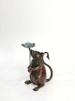 หนูมุสิกะ (ถือใบบัว วางกำยาน)