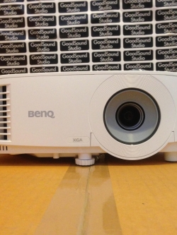 โปรเจคเตอร์ BenQ MX550 Projector