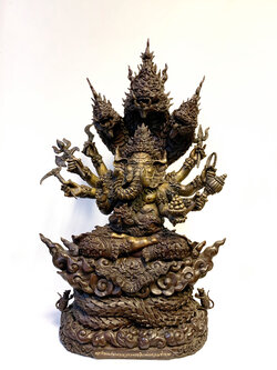 พระพิฆเนศนาคราชจักรพรรดิแห่งความร่ำรวย