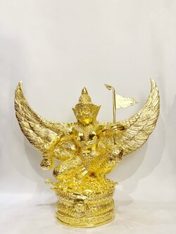 พญาครุฑ (บล็อคแรก) รุ่น ขุมทรัพย์มหาเทพ รวย ๑๐๐ๆ ๑๐๐ ล้าน