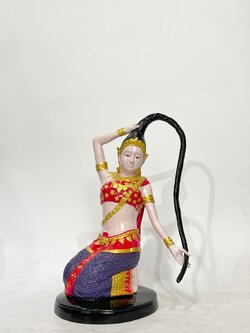 พระแม่ธรณีบีบมวยผม หน้าตัก 7 นิ้ว