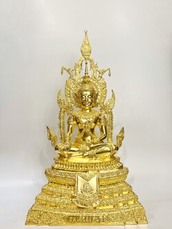 สมเด็จองค์ปฐม หน้าตัก 9 นิ้ว