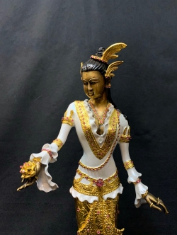 พระแม่ลักษมี หน้าตัก 7 นิ้ว