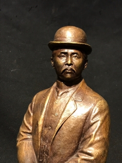 รัชกาลที่ 5 เสด็จประพาสยุโรป หน้าตัก 9 นิ้ว