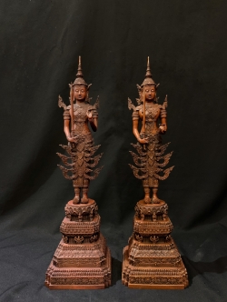 พระสยามเทวาธิราช พระคลังมหาสมบัติ ทรงเครื่องจักพรรดิ์ หน้าตัก 5 นิ้ว