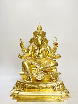 พระพิฆเนศ : พระสิทธิทากายะคณปติ หน้าตัก 9 นิ้ว (หมายเลข 39)