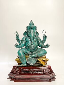 พระพิฆเนศ : พระสิทธิทากายะคณปติ หน้าตัก 9 นิ้ว (หมายเลข 9)