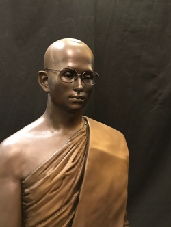 รัชกาลที่ 9 ทรงผนวช หน้าตัก 16 นิ้ว