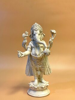 พระรีนาโมจัน คณปติ