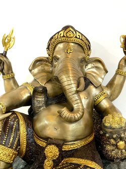 พระพิฆเนศ ปางเสวยสุข หน้าตัก 16 นิ้ว