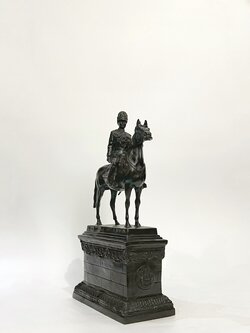 รัชกาลที่ 5 ทรงม้า หน้าตัก 5 นิ้ว