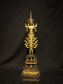 พระพุทธรูปปางห้ามสมุทร ทรงเครื่องจักพรรดิ์ หน้าตัก 5 นิ้ว