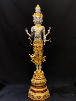 พระตรีมูรติ หน้าตัก 9 นิ้ว