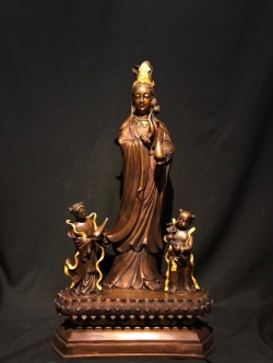 พระโพธิสัตว์กวนอิม ศาลเจ้าแม่กวนอิม(ตำหนักโชคชัย4)