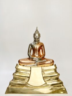 พระพุทธโสธร หลวงพ่อโสธร หน้าตัก 9 นิ้ว (หมายเลข 35)