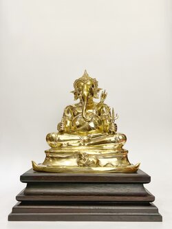 พระพิฆเนศพิมพ์โบราณ หน้าตัก 9 นิ้ว (นำฤกษ์ 55)