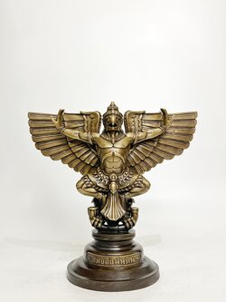 พญาครุฑ สมบัติแผ่นดิน สูง 12 นิ้ว (หมายเลข 31)