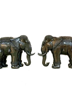 ช้าง ทรงเครื่องไทย (ราคาคู่ละ)