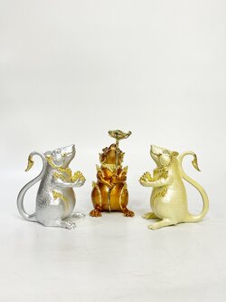 ชุด : หนูมุสิกะ (ถือขนม 2+วางกำยาน 1)