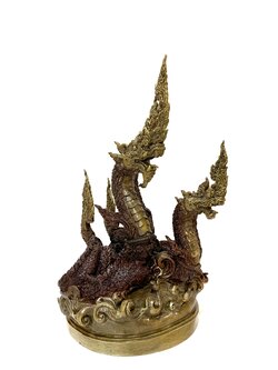 พญานาคเกี้ยวเรียกทรัพย์