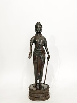 พระนางจามเทวี หน้าตัก 9 นิ้ว