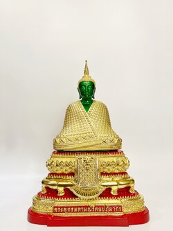 พระแก้วมรกต ฤดูหนาว หน้าตัก 9 นิ้ว