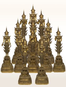 พระพุทธรูป ทรงเครื่องจักพรรดิ์ หน้าตัก 9 นิ้ว (ครบทั้ง 13 ปาง)