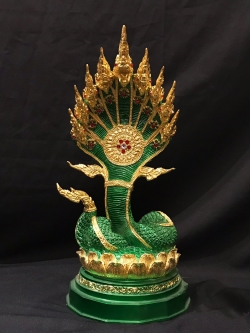 พญานาค 9 เศียร