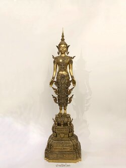 พระพุทธรูป ปางเปิดโลก ทรงเครื่องจักรพรรดิ์ หน้าตัก 9 นิ้ว