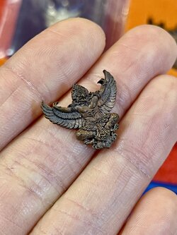 พญาครุฑ รุ่น เปิดขุมทรัพย์ (นวะ พิมพ์เล็ก)