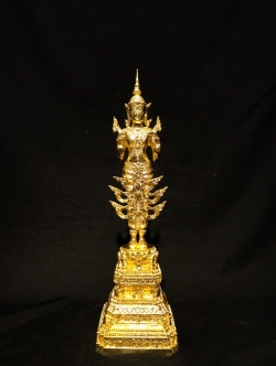 พระพุทธรูปปางห้ามสมุทร ทรงเครื่องจักพรรดิ์ หน้าตัก 5 นิ้ว