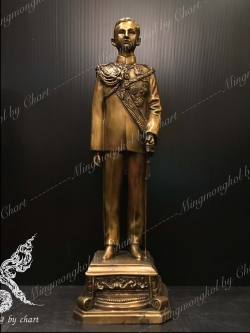 รัชกาลที่ 8 หน้าตัก 9 นิ้ว (กองทัพภาค2)