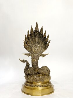 พญานาค 9 เศียร